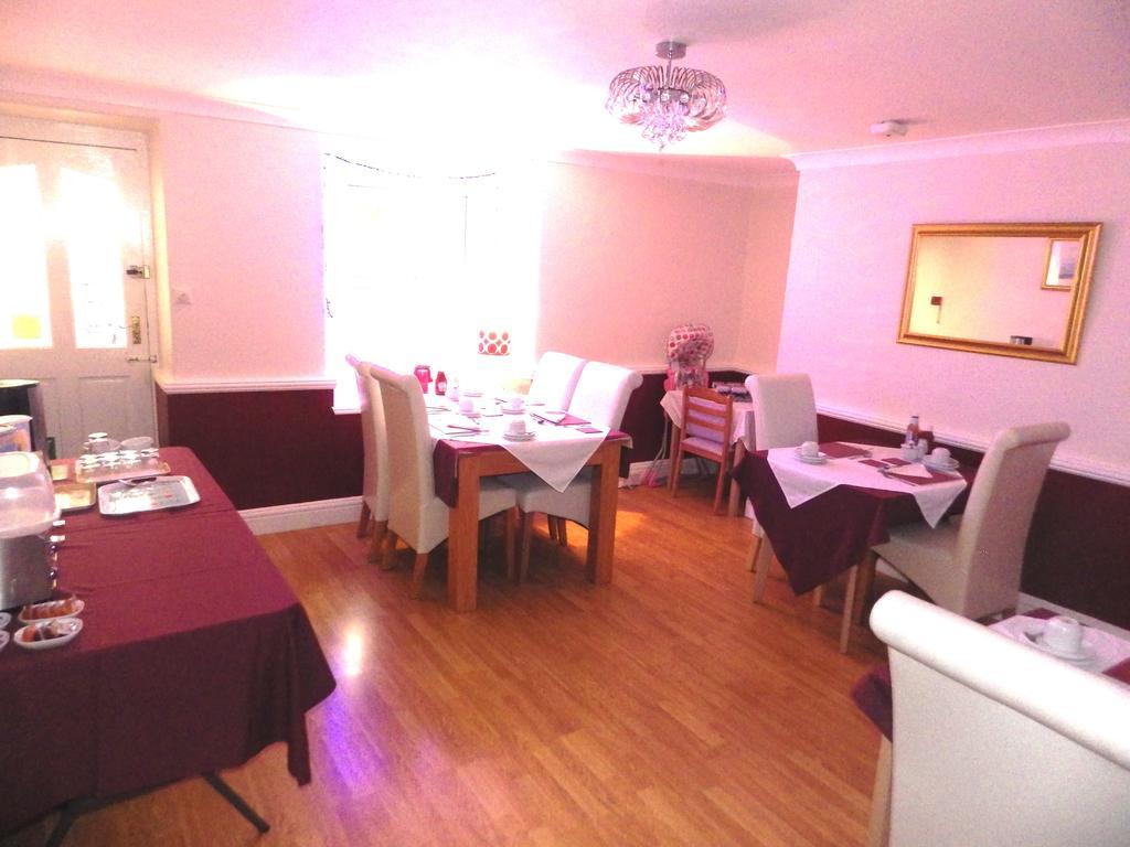 Bed and Breakfast Anglesey House Llandudno Exterior foto