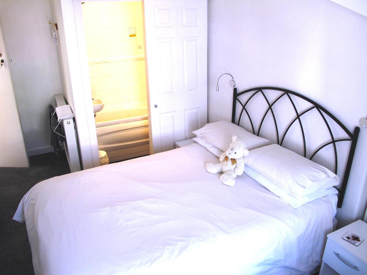 Bed and Breakfast Anglesey House Llandudno Exterior foto